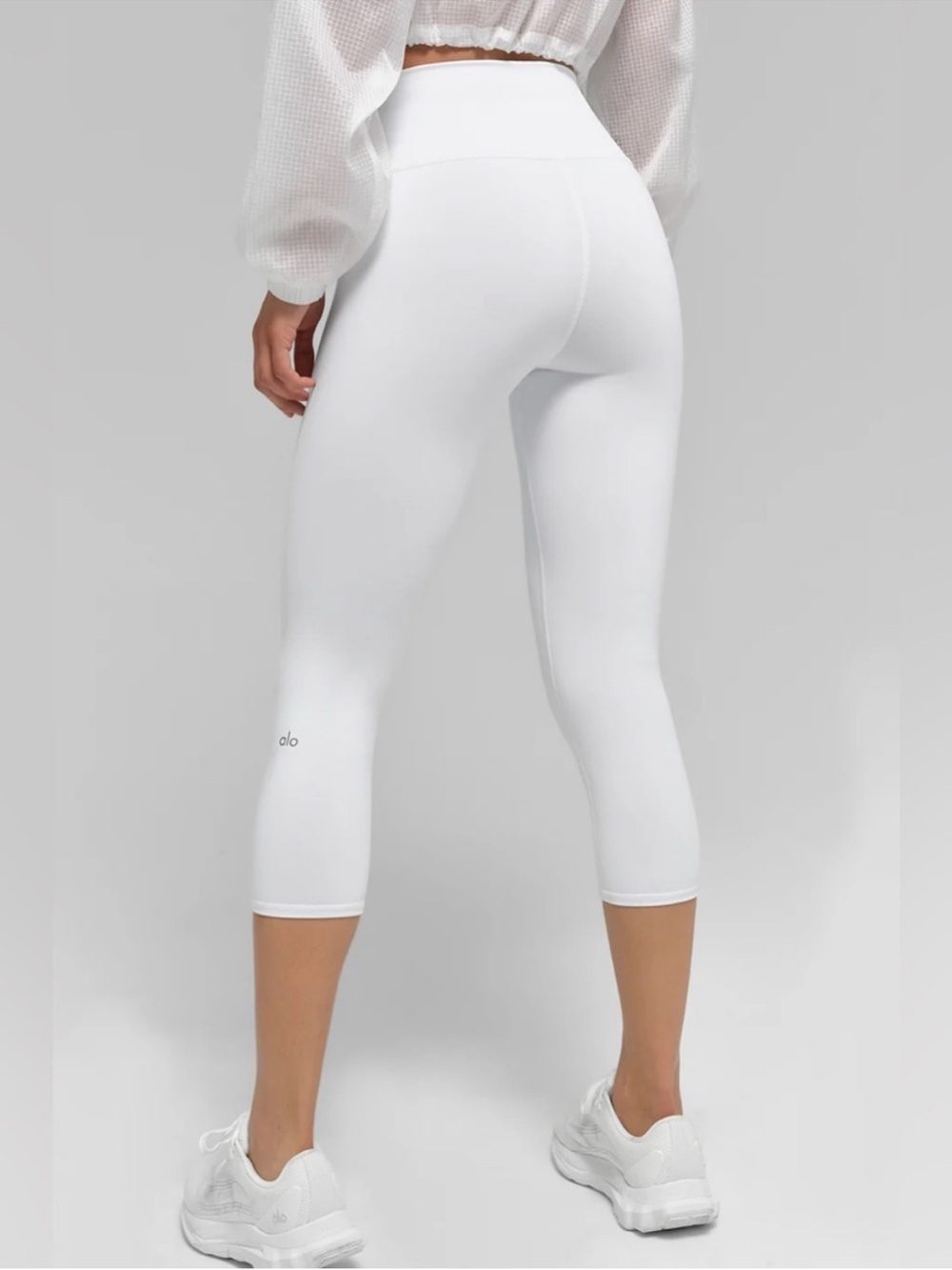 Alo Yoga High Waist Airbrush Capri